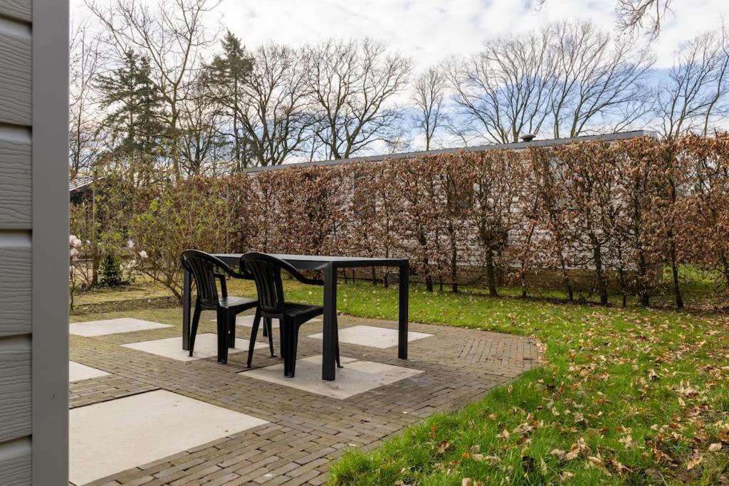 Gezellig Modern Chalet Midden Op De Veluwe Epe Eksteriør billede